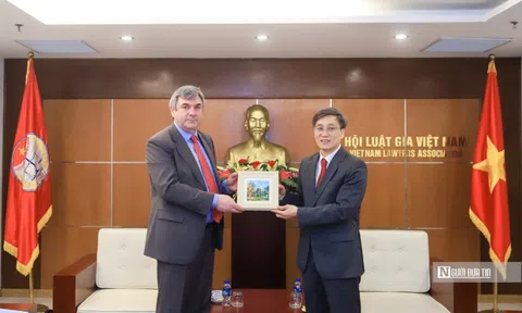 “Kề vai, góp sức” vào mặt trận đối ngoại nhân dân