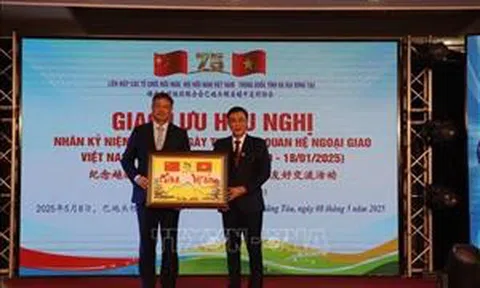 Giao lưu hữu nghị Việt Nam - Trung Quốc