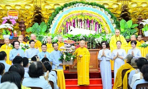 Lễ tưởng niệm ngày Đức Phật nhập Niết bàn và  mừng ngày tiếp nối lần thứ 56 của TT. Thích Nhật Từ